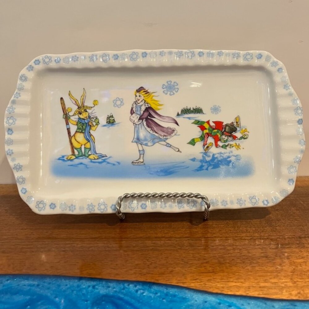 Alice In Wonderland Winterland Cafe by Paul Cardew Tea Serving Tray Platter - Picture 2 of 9